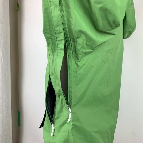 NORTH FACE S Hyvent Waterproof Hooded Jacket Green - Picture 5 of 8
